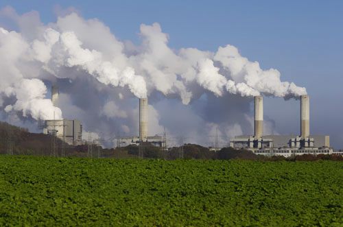 到2050年歐洲運(yùn)輸、建筑和工業(yè)電氣化將使碳排放減少60%